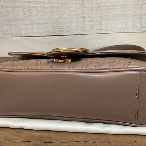 ❤️GUCCI❤️ Small Marmont Handbag - Picture 9 of 17